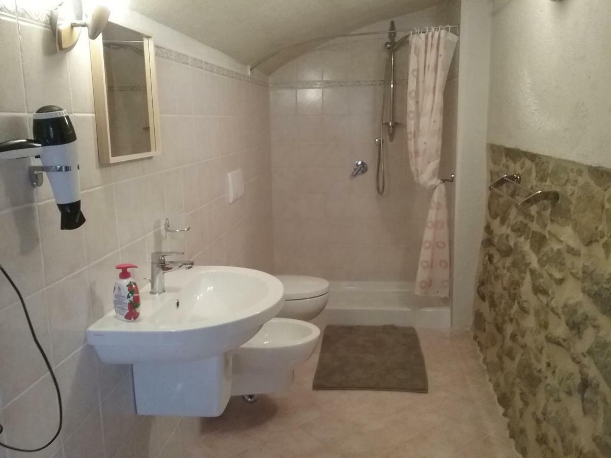알바레토 Il Casolare Bioenergetico B&B 외부 사진